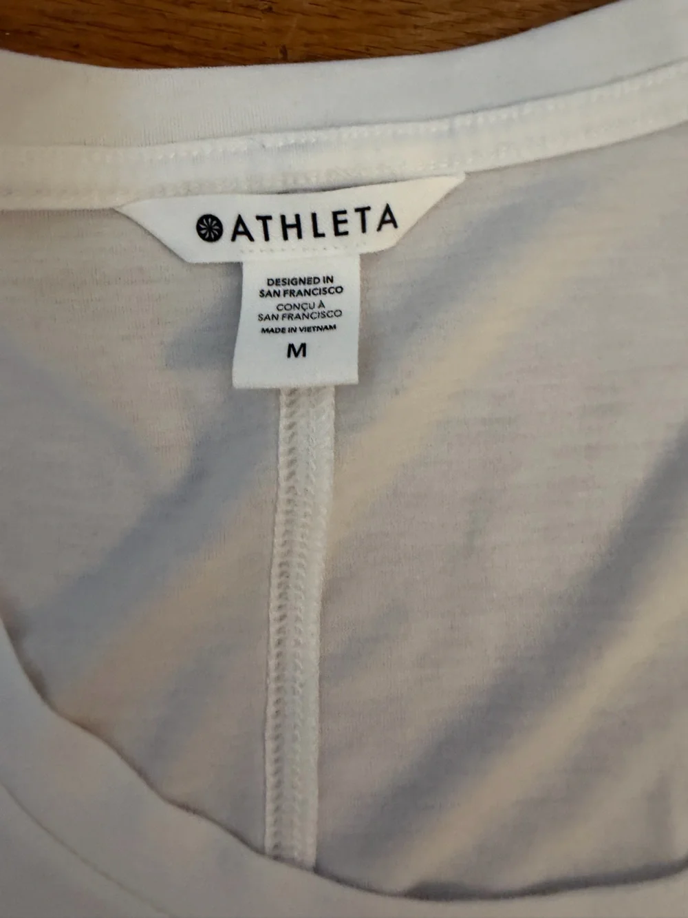 Athleta Stratus II top - M - Picture 2 of 2